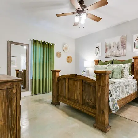 Sage Haven With 2 Bedroom And 2 Ba New
